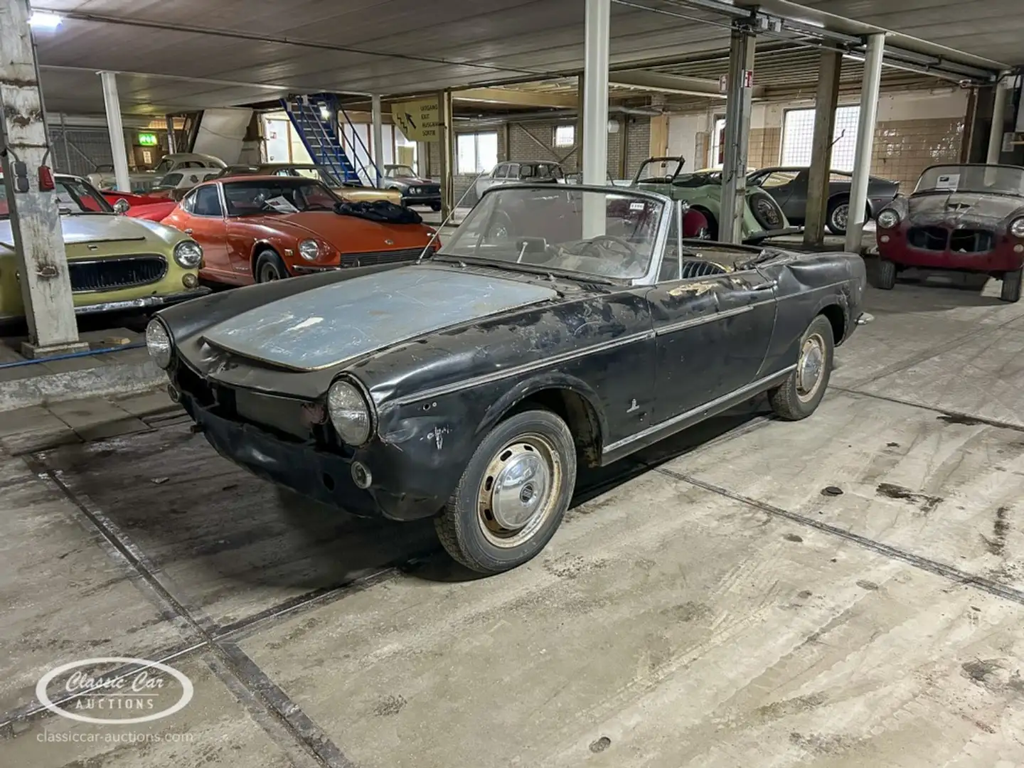 Fiat 1500 Convertible  - ONLINE AUCTION Чорний - 1