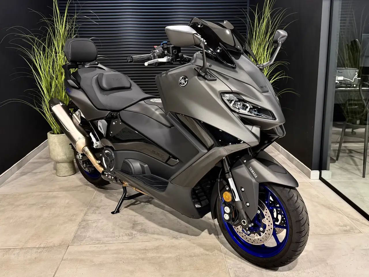 Yamaha Tmax 560