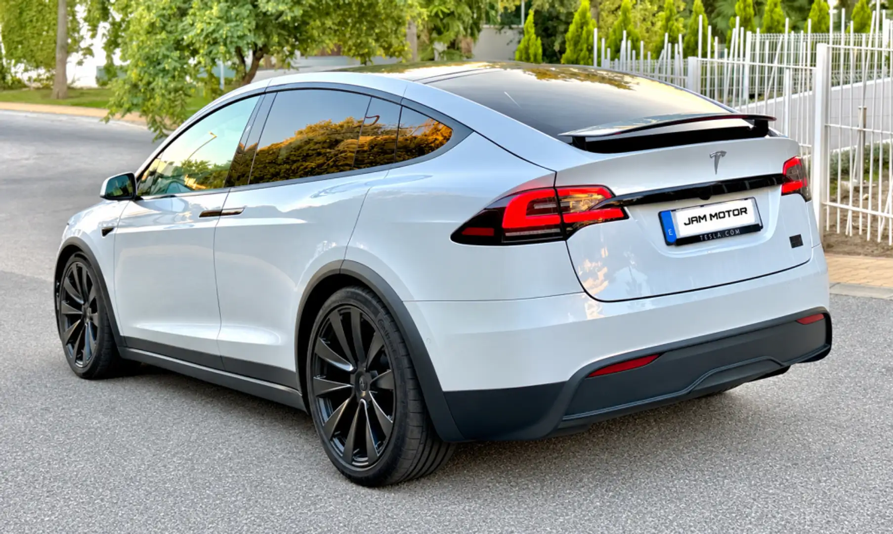Tesla Model X Todoterreno Automático de 5 Puertas Plateado - 2