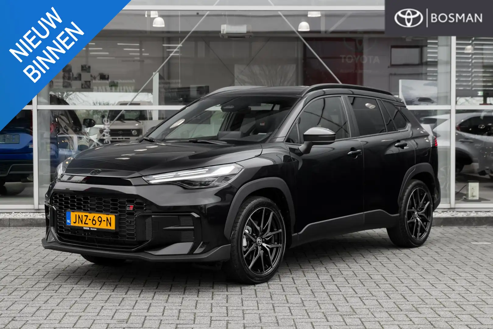 Toyota Corolla Cross Hybrid 180 GR Sport Noir - 1