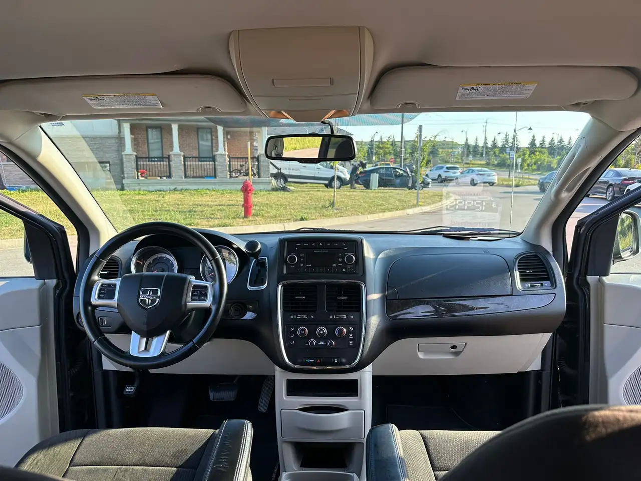 Dodge Grand Caravan снимка Dodge Grand Caravan