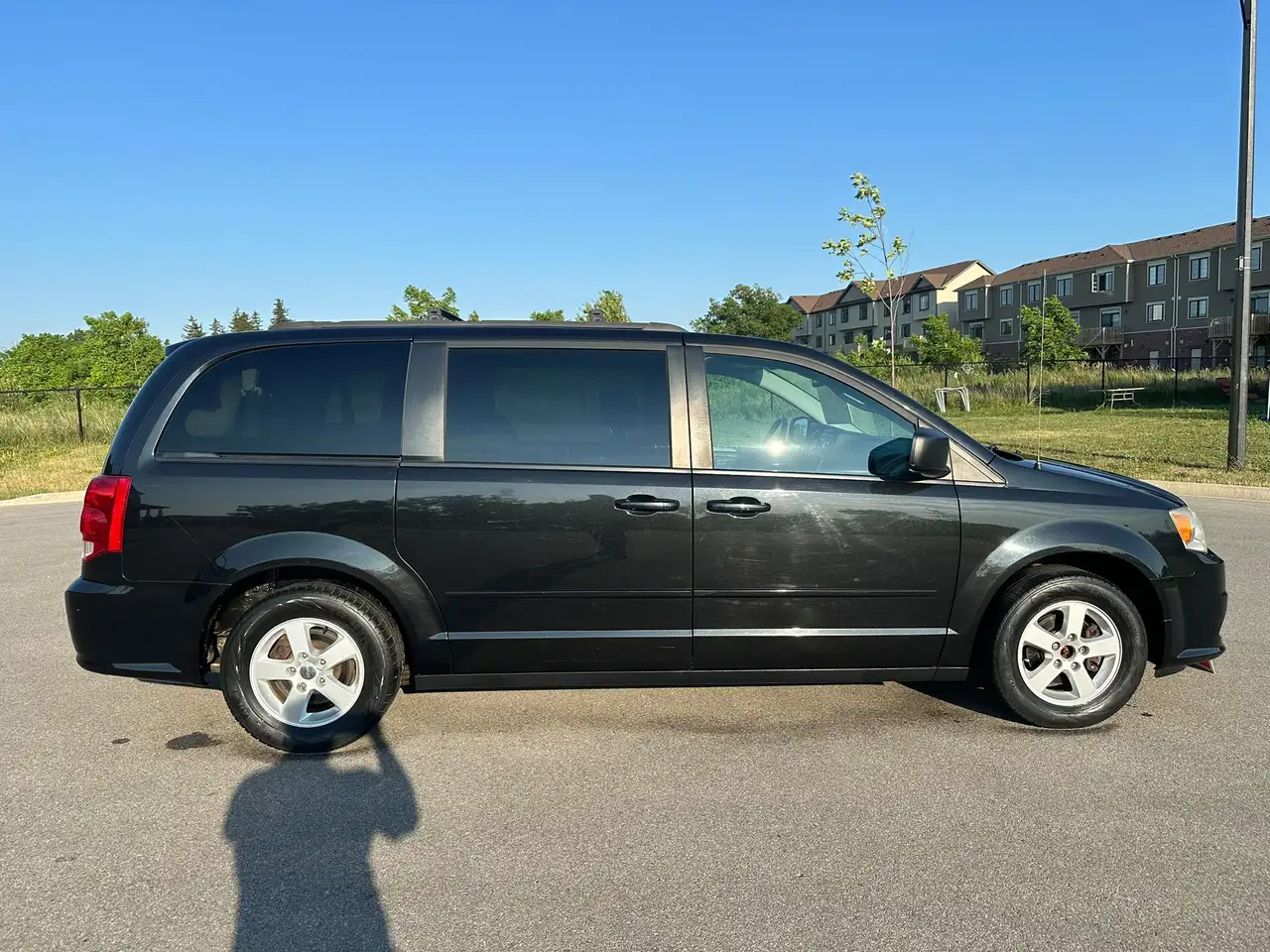 Dodge Grand Caravan снимка Dodge Grand Caravan