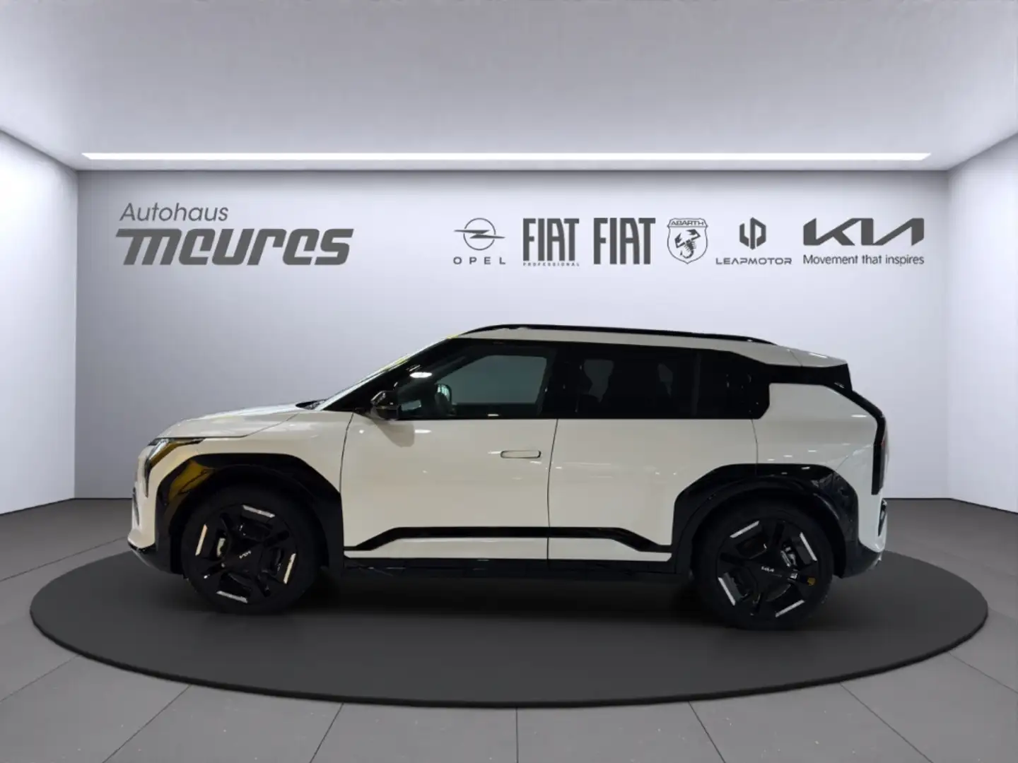 Kia EV3 81.4 kWh GT-Line DWP Wärmepumpe Navi El. Heckklapp Білий - 2
