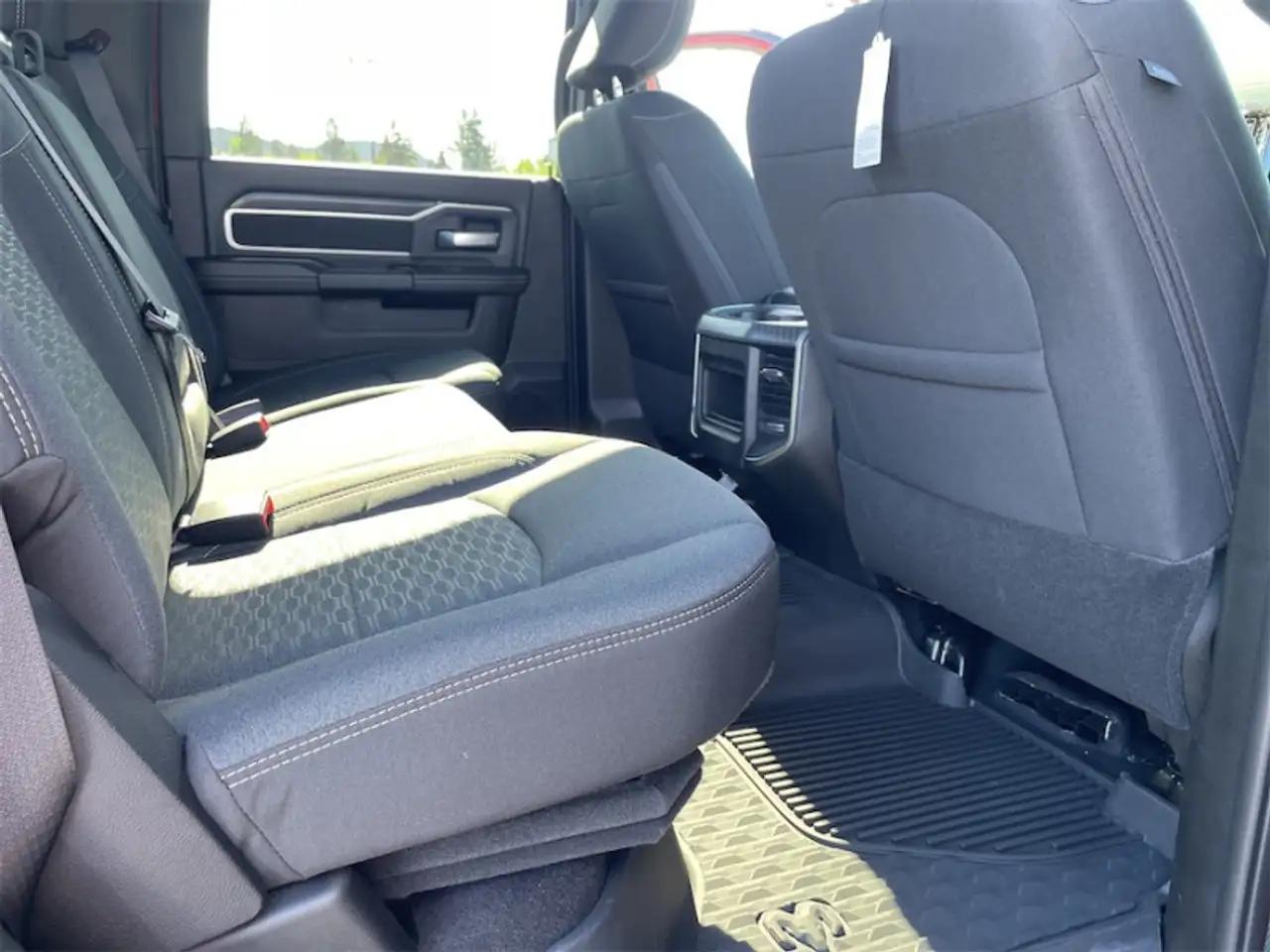 RAM 3500 снимка RAM 3500