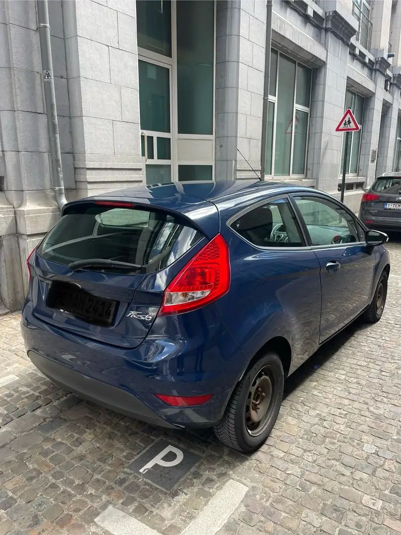 Ford Fiesta Modrá - 2