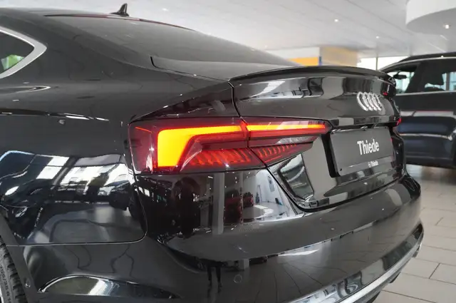 Audi S5 view 11