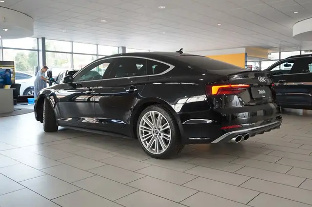 Audi S5 view 12