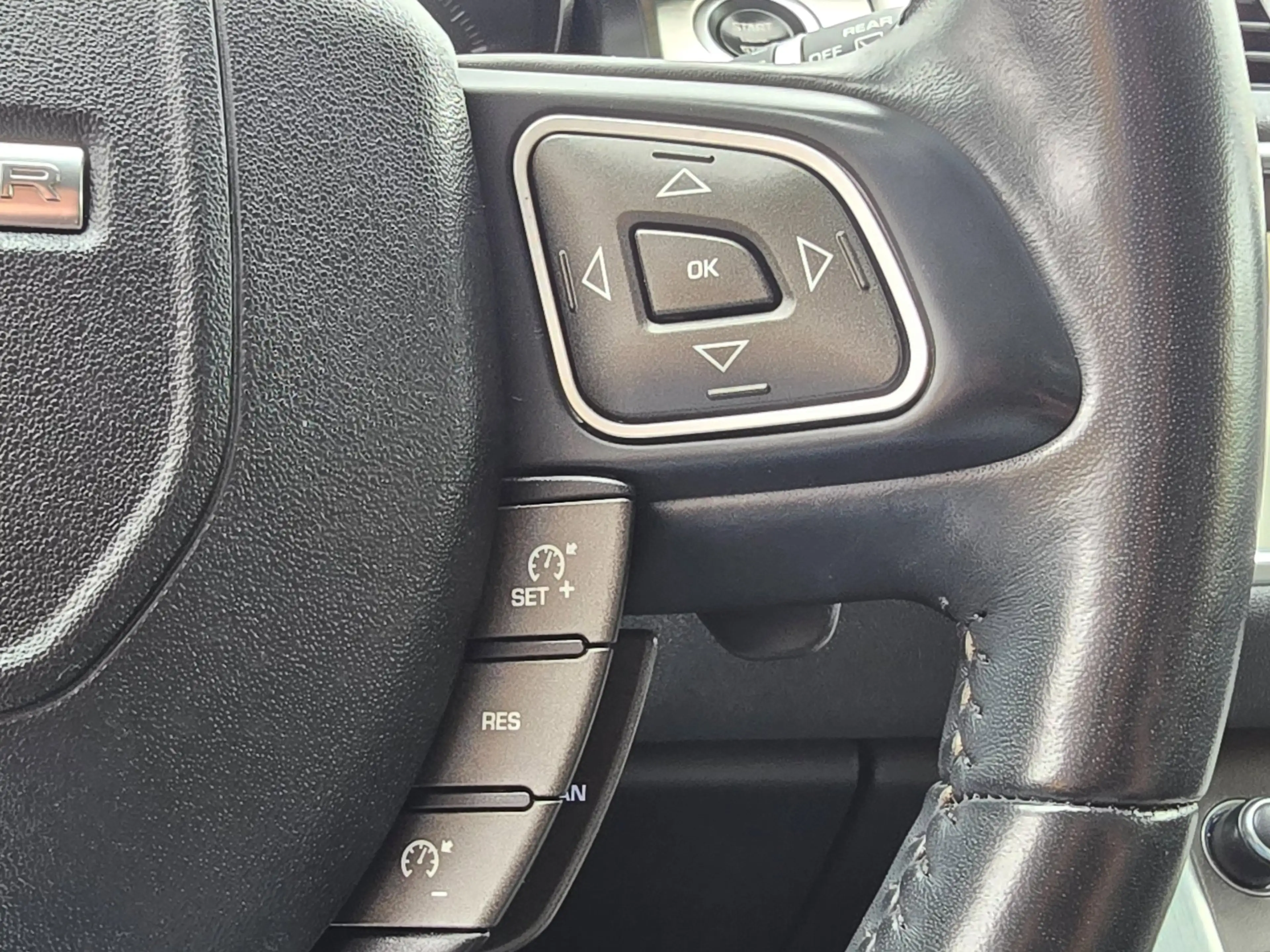 Land Rover Range Rover Evoque 2.0 Si4 SE Dynamic / Aut / Camera / Navi / Leder / — photo 13