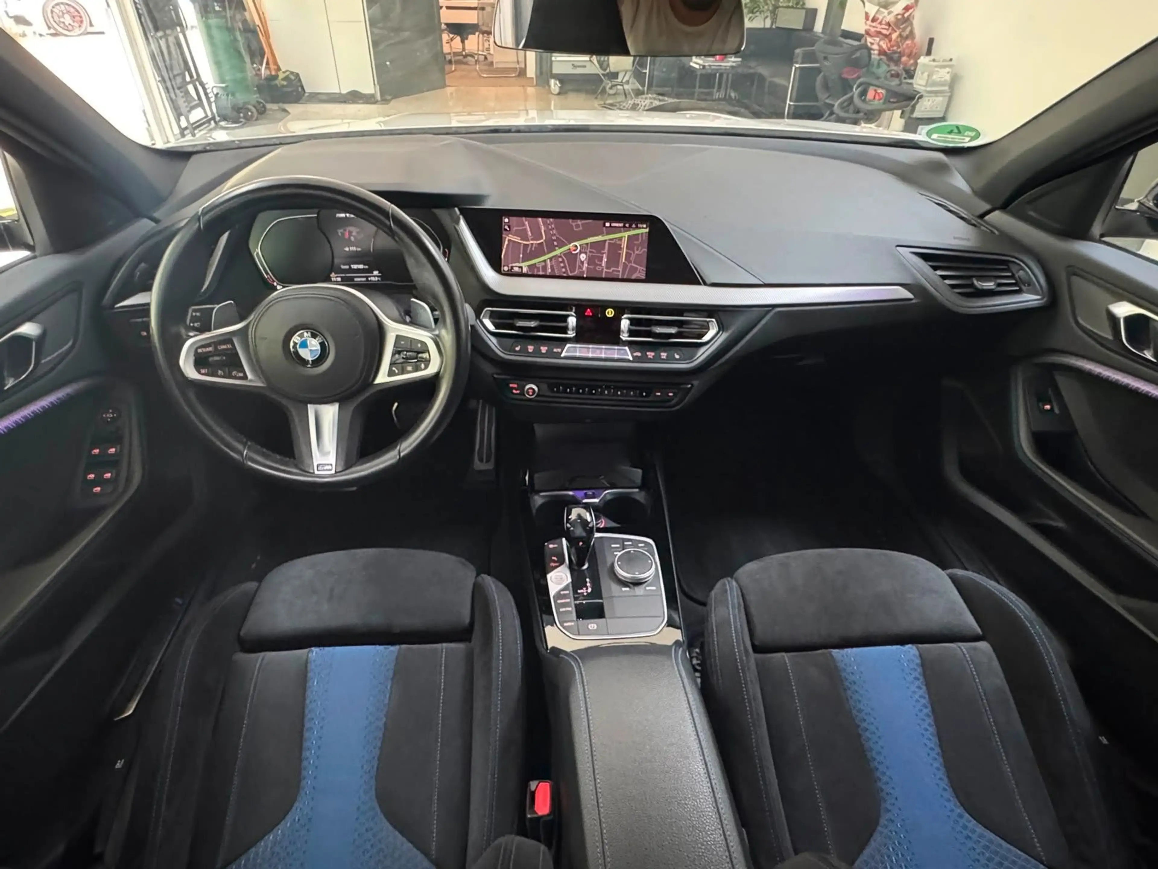BMW 135 i xDrive*Shadowline*Sportsitze*Performance — photo 48