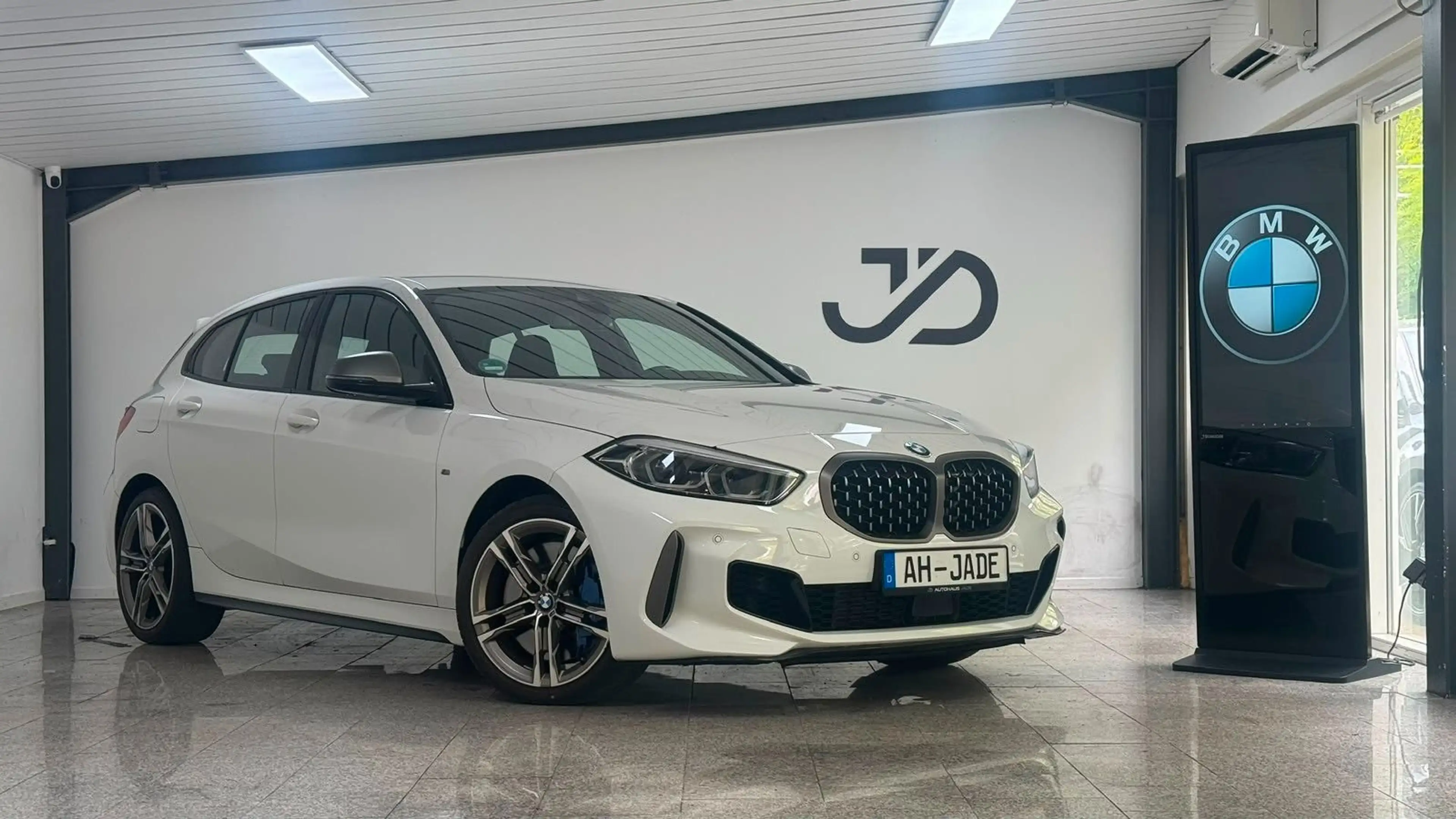 BMW 135 i xDrive*Shadowline*Sportsitze*Performance