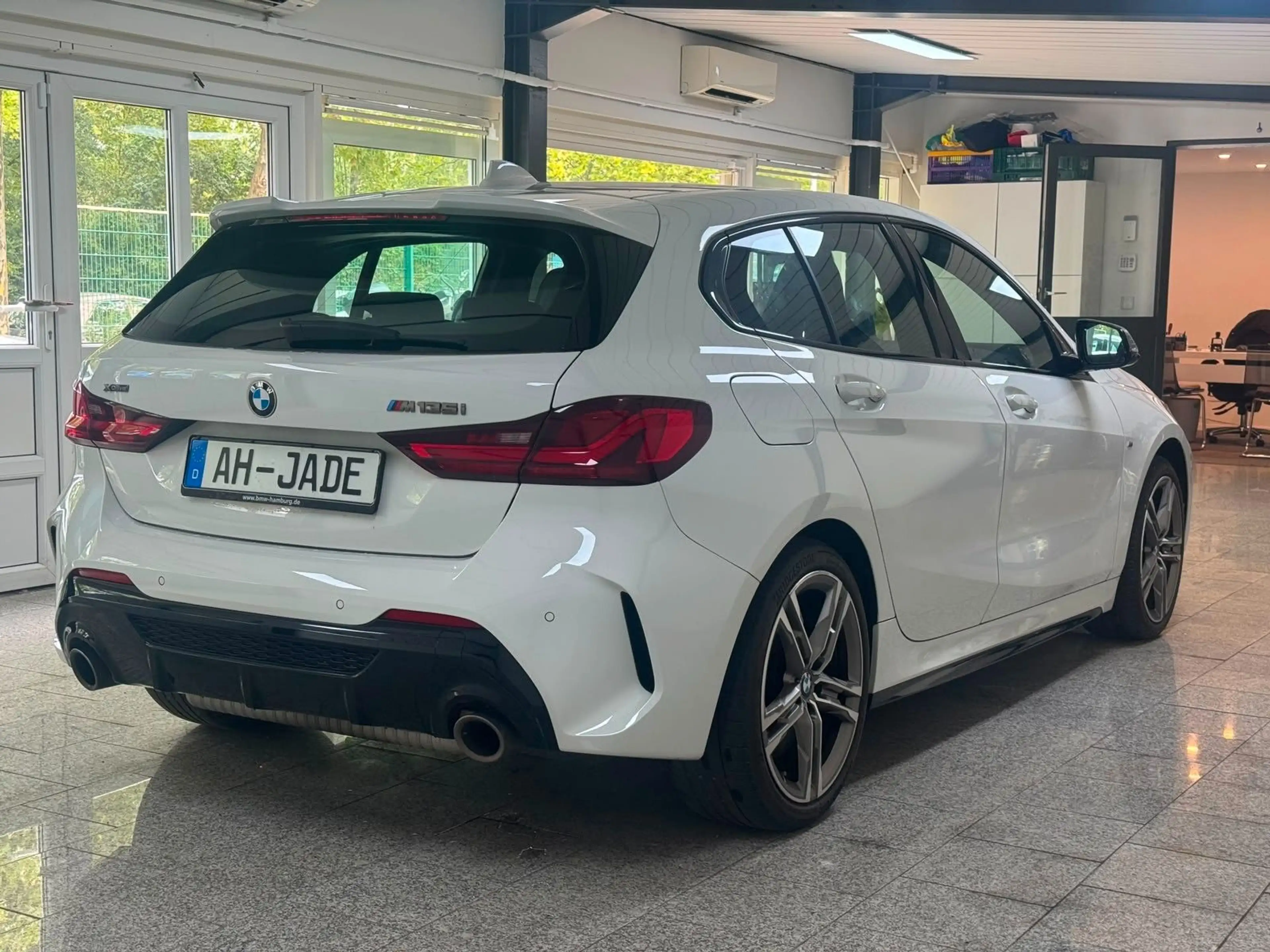 BMW 135 i xDrive*Shadowline*Sportsitze*Performance — photo 7