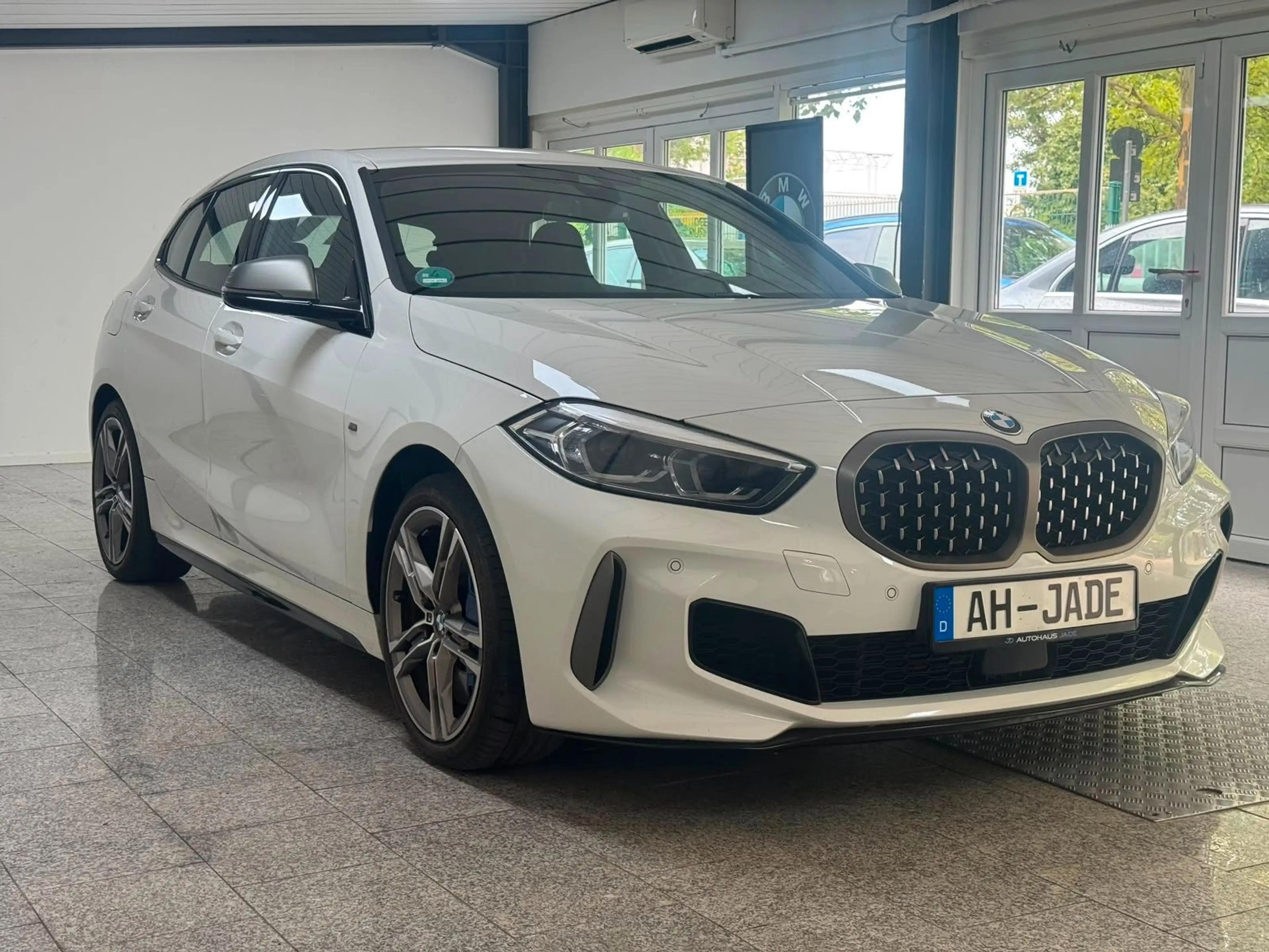 BMW 135 i xDrive*Shadowline*Sportsitze*Performance — photo 4