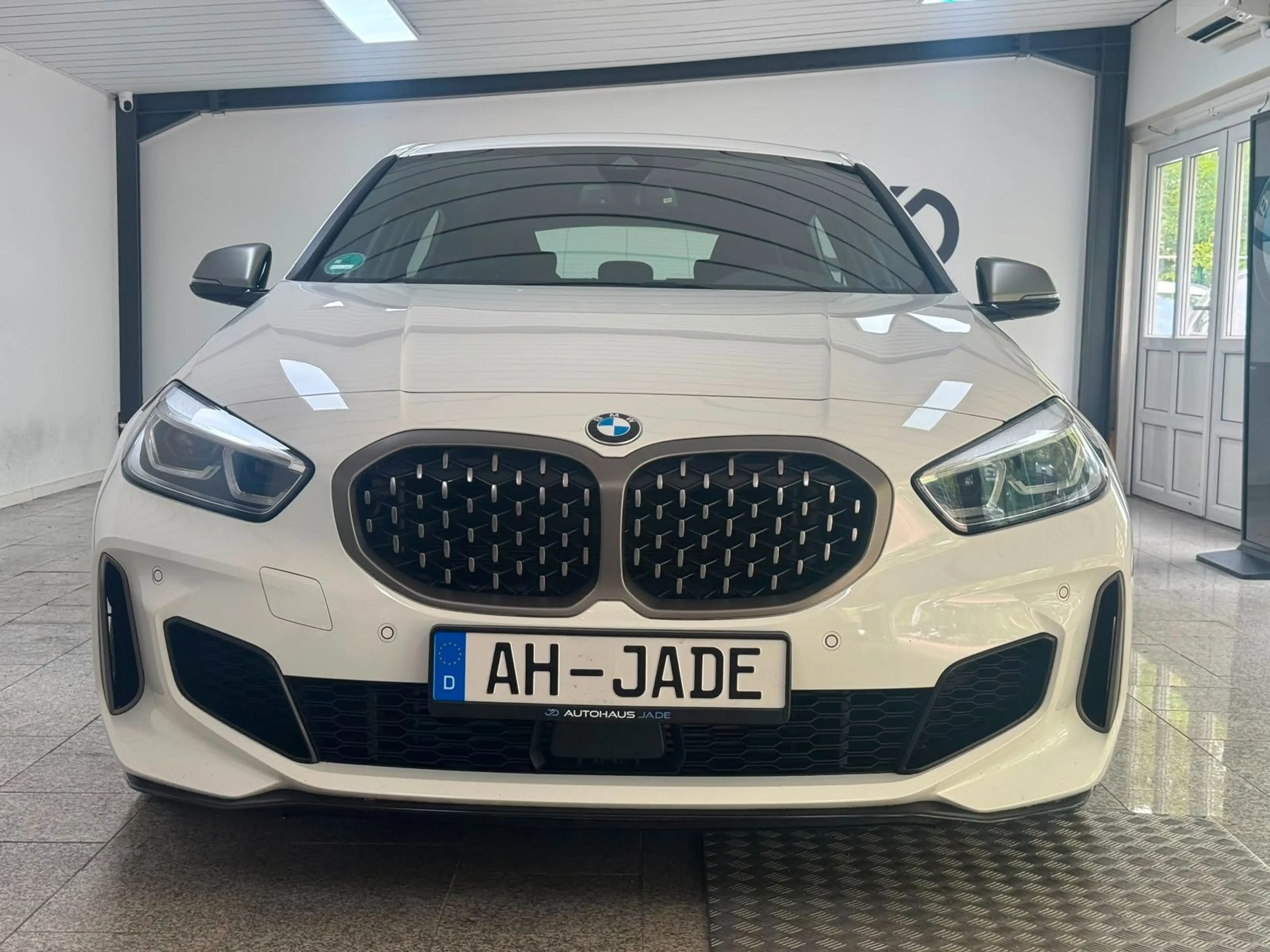 BMW 135 i xDrive*Shadowline*Sportsitze*Performance — photo 3