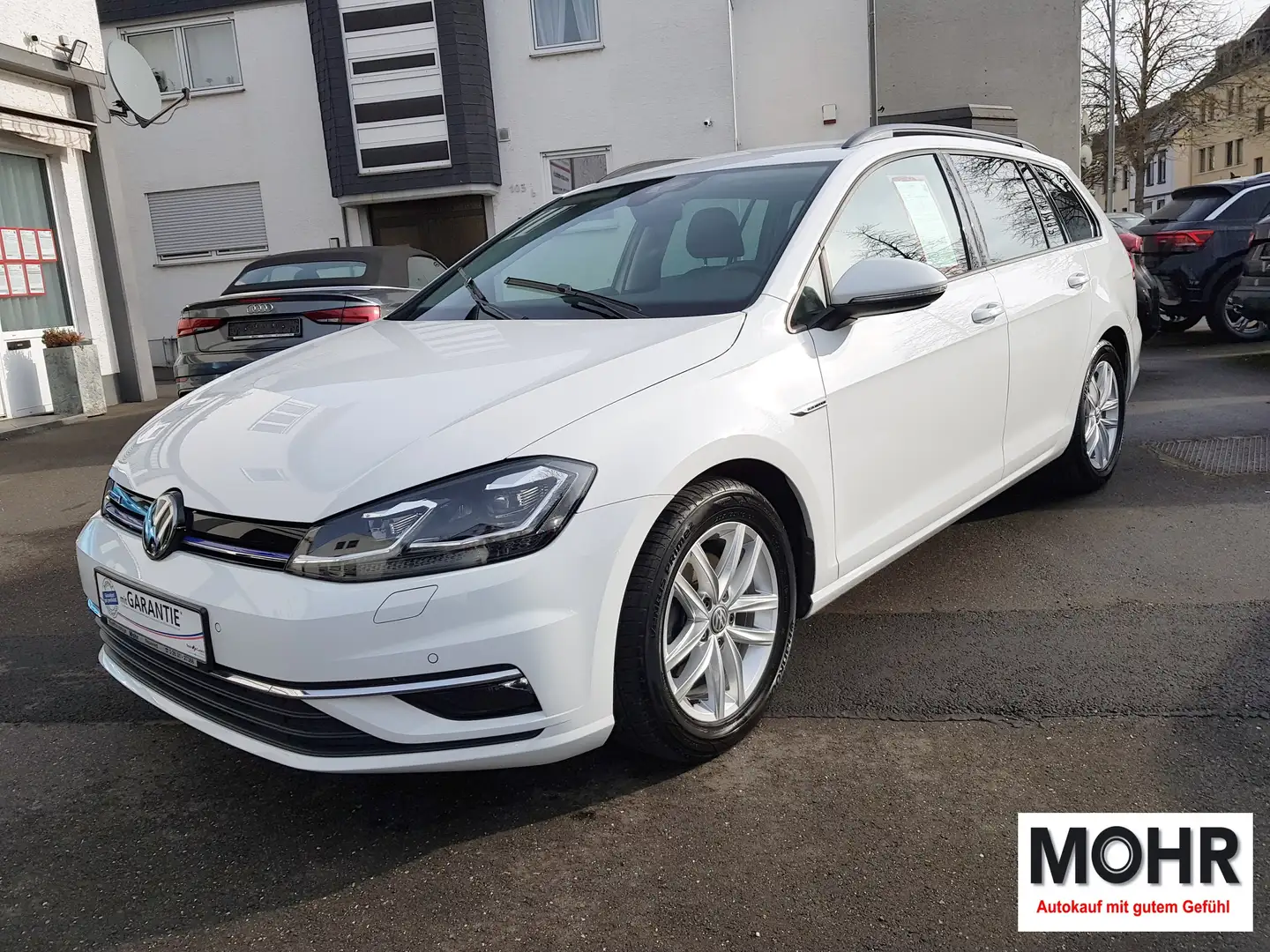 Volkswagen Golf Variant Kombi Automatik ACC Parkpilot Navi Weiß - 2