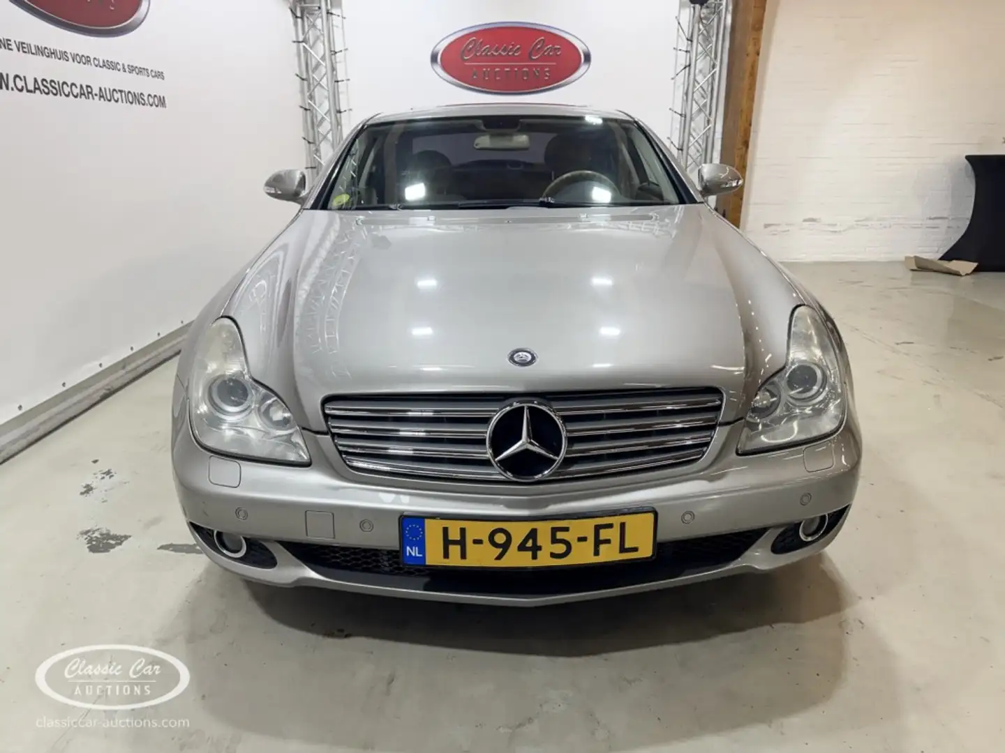 Mercedes-Benz CLS 350  - ONLINE AUCTION Braun - 2
