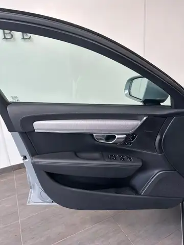 Volvo V90 view 10