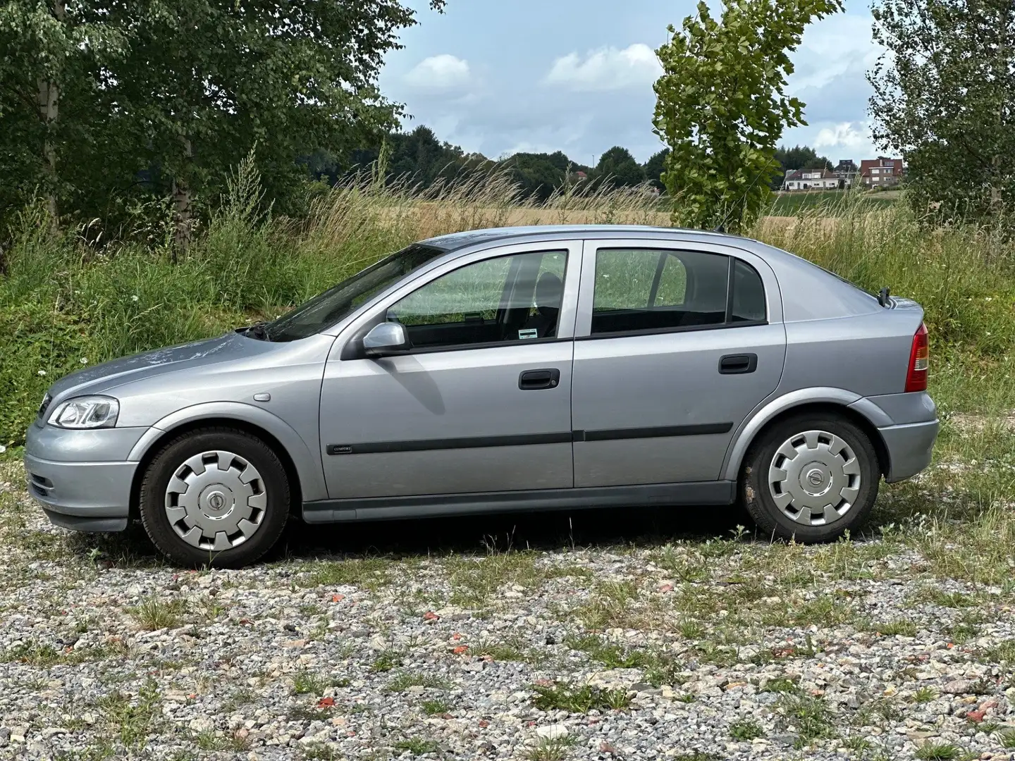 Opel Astra 1.4i XE 16v Comfort Zilver - 2
