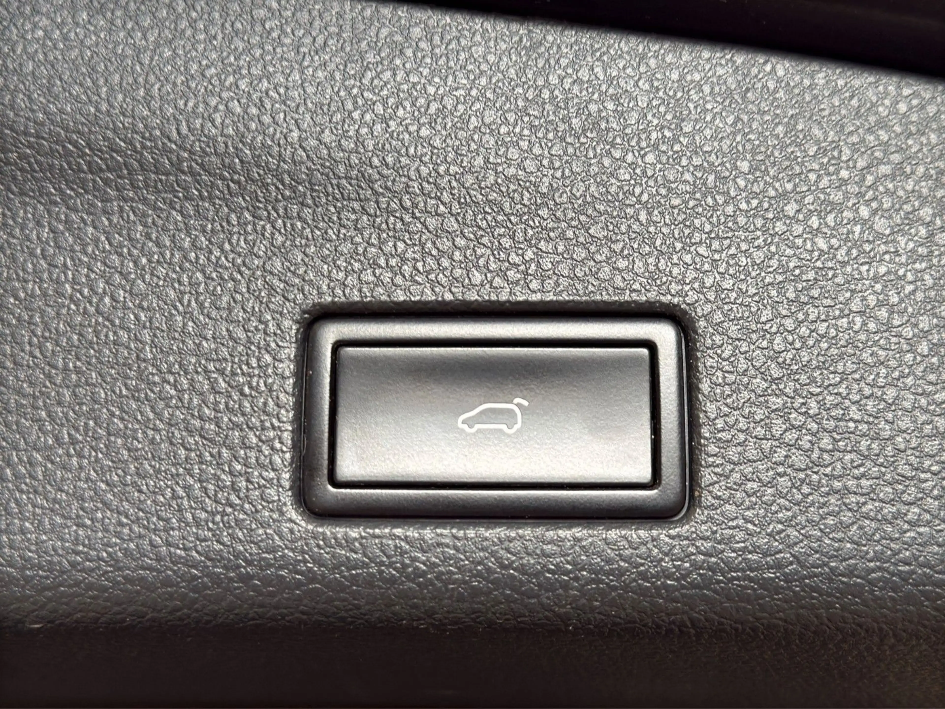 Volkswagen Sharan /Elektr. Heckklappe/AHK /7-Sitzer/3-Zonen — photo 9
