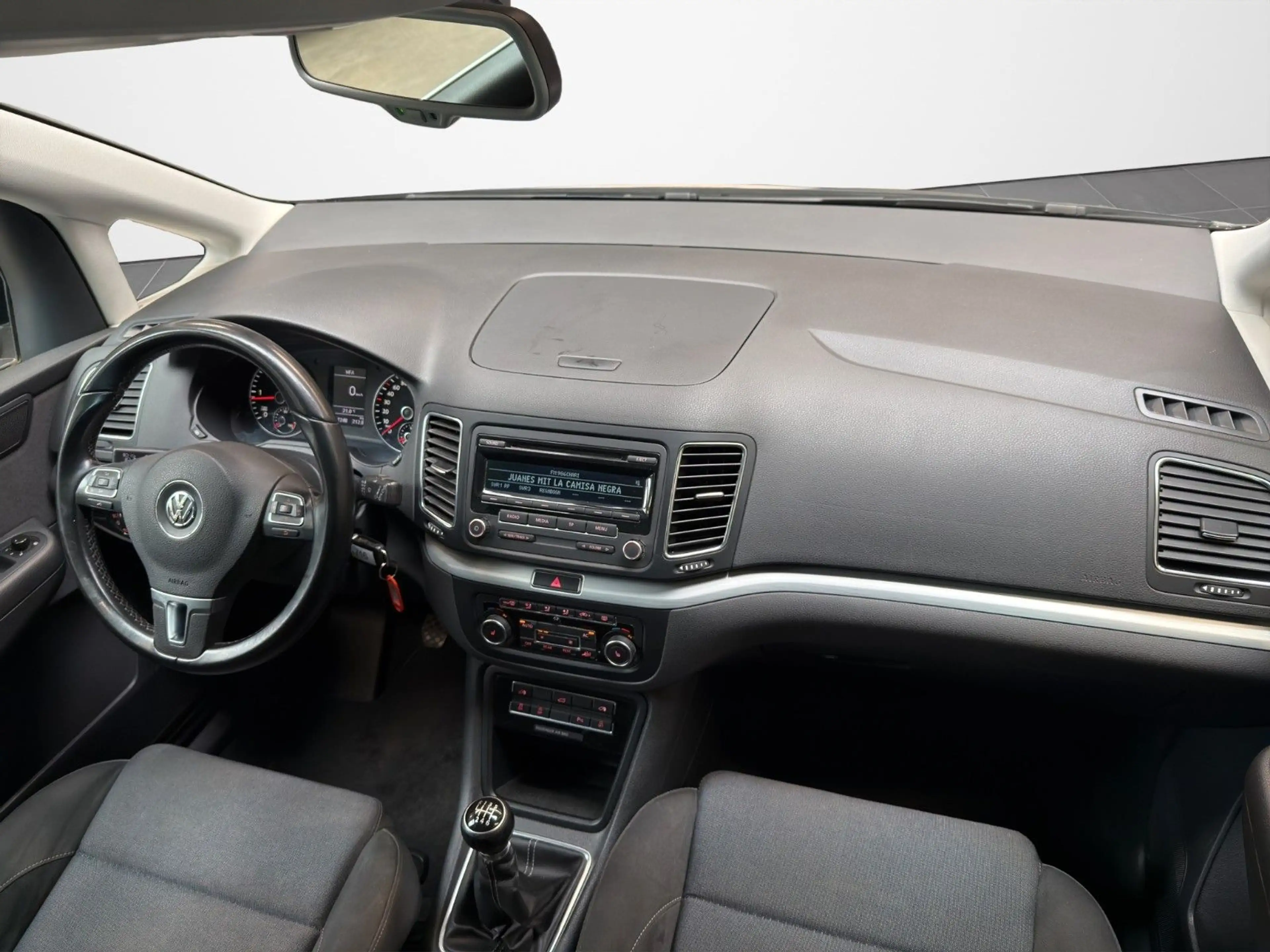 Volkswagen Sharan /Elektr. Heckklappe/AHK /7-Sitzer/3-Zonen — photo 15