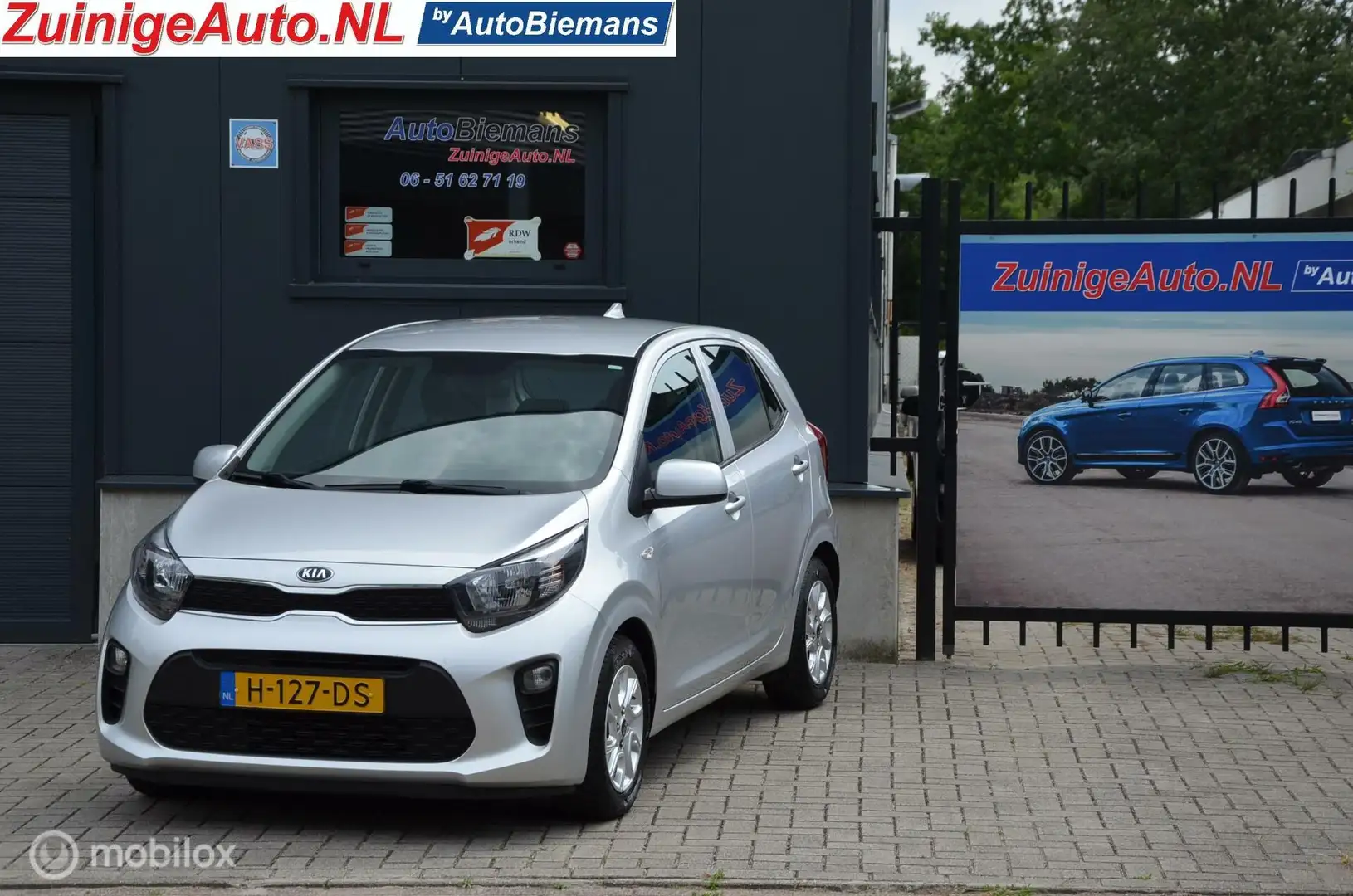 Kia Picanto 1.0i Dynamic Apple carplay Camera Navigatie Grijs - 1
