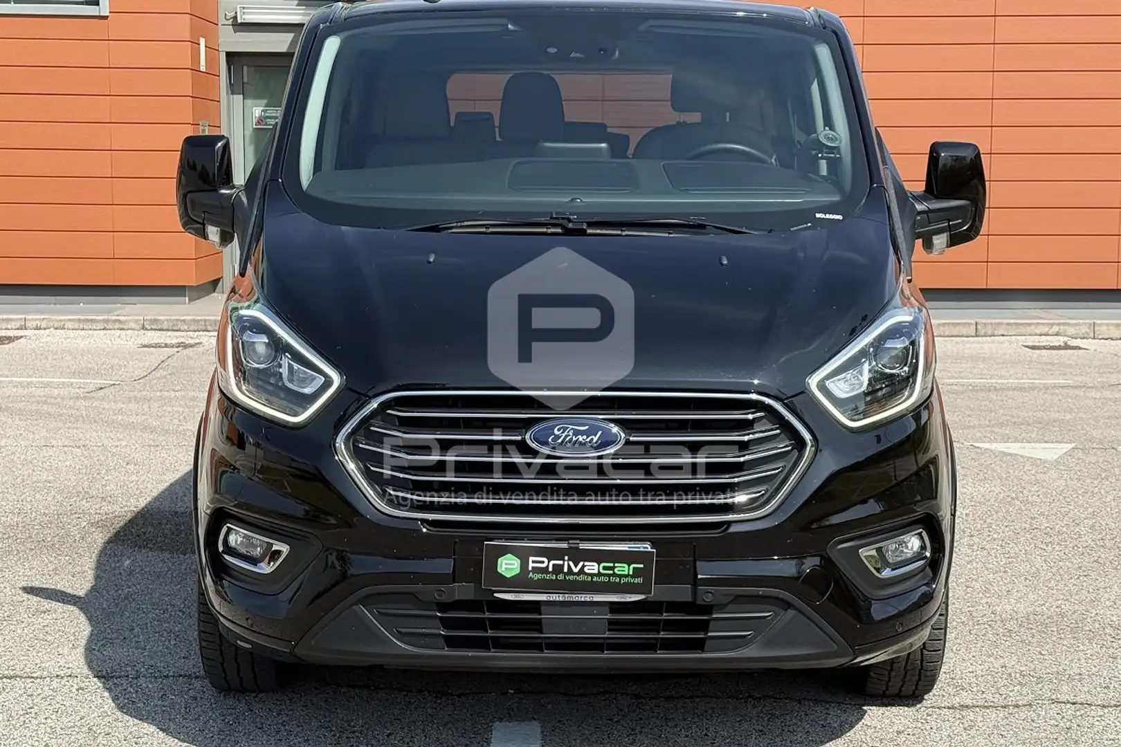 Ford Tourneo Custom 320 2.0 EcoBlue 150CV MHEV PL Titan 9 POSTI L2 Nero - 2