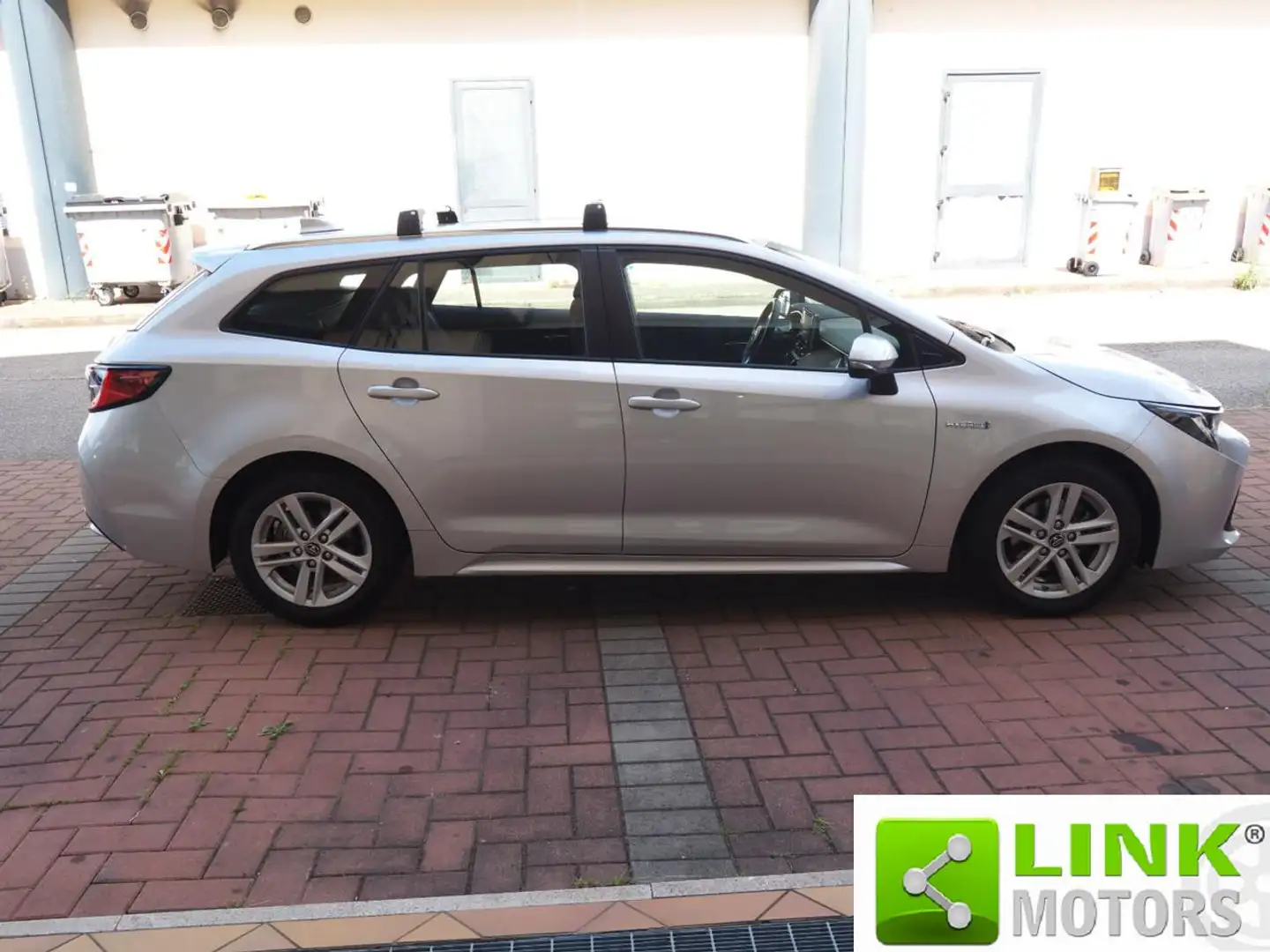 Toyota Corolla Touring Sports 1.8 Hybrid Active FINANZIABILE Grigio - 2