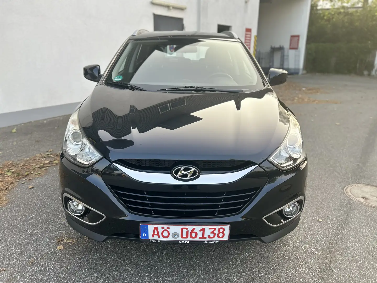 Hyundai iX35 Comfort 2WD AHK / TÜV NEU Zwart - 2