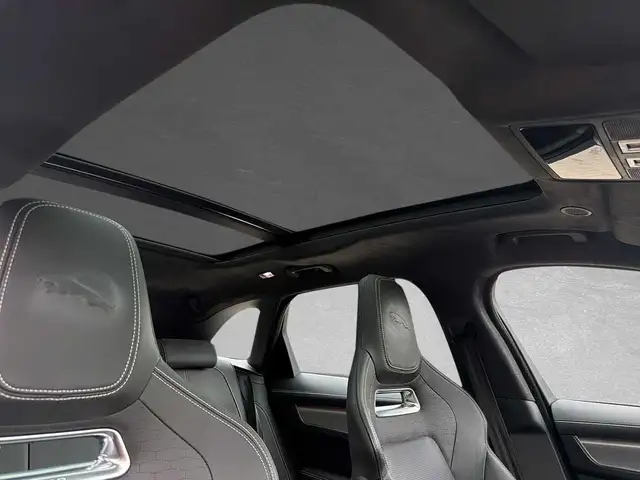 Jaguar F-Pace view 10