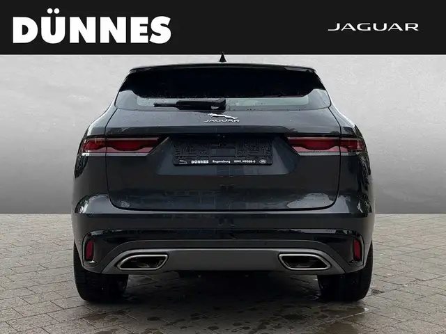 Jaguar F-Pace view 7