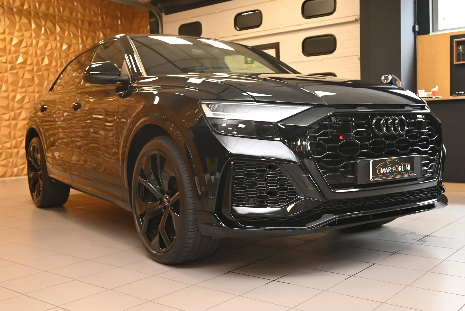 Audi RS Q8 4.0TFSI Q.TIP.DYNAMIC BLACKEDIT.TET.23"B&O RIS/VEN Noir - 2