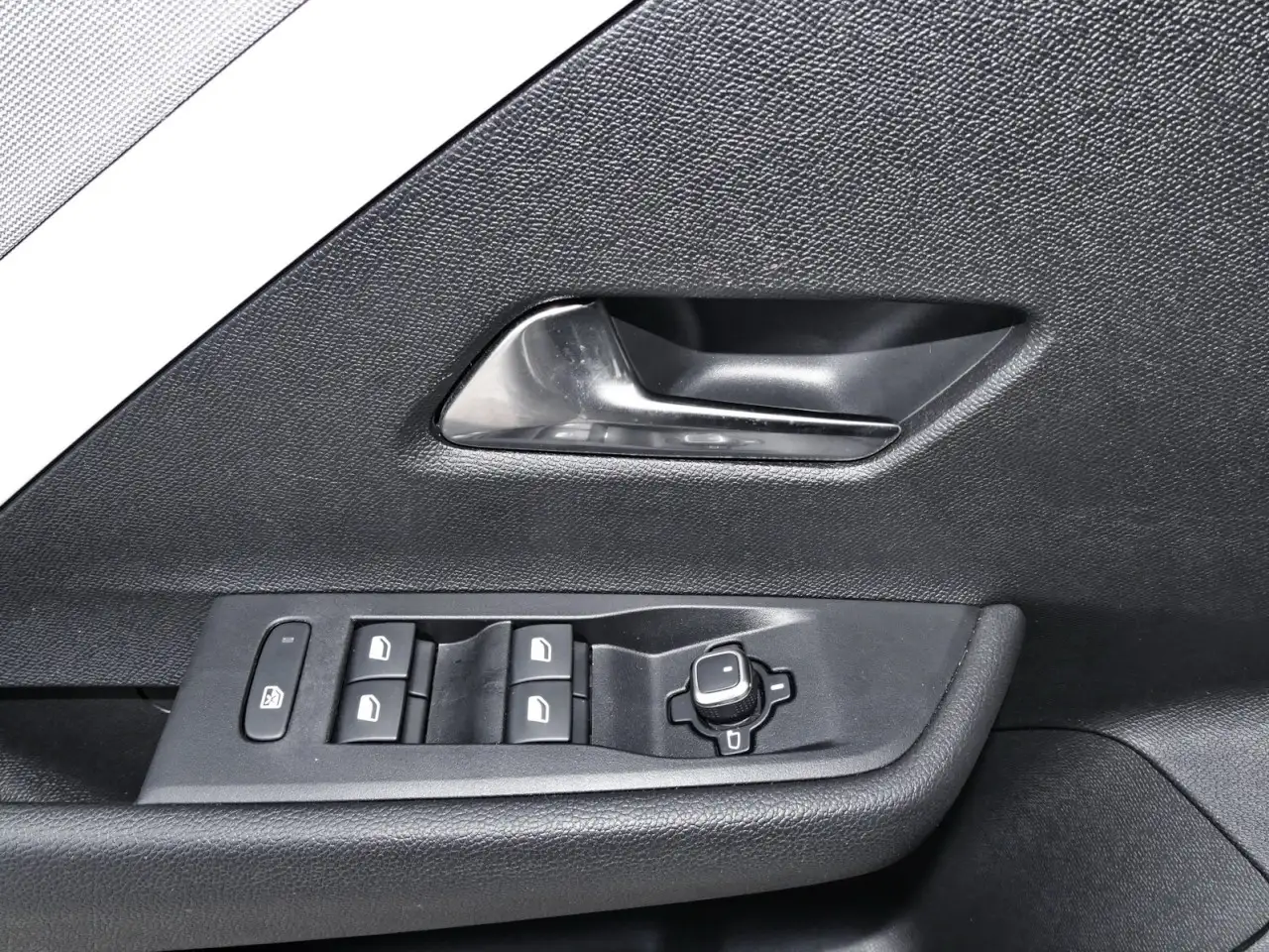 Opel Astra L Edition ST Klima+Sitzhzg+Einparkhilfe Klima 10