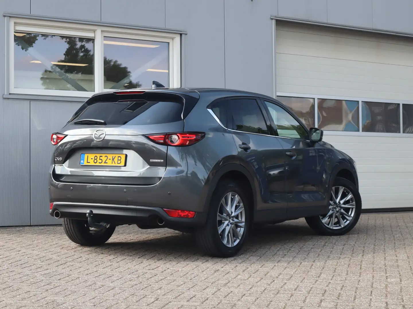 Mazda CX-5 2.0 SkyActiv-G 165 Luxury / Trekhaak / Leder / 360 Gris - 2