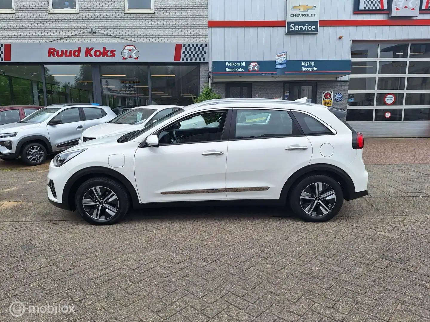 Kia Niro 1.6 GDi PHEV DYNAMICLINE / 1e Eigenaar / Carplay / Weiß - 2