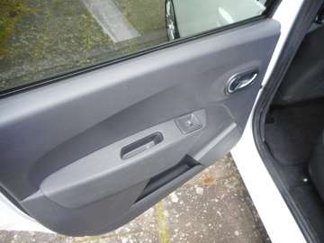 Bild 12 Dacia Lodgy TCe 115 Laureate