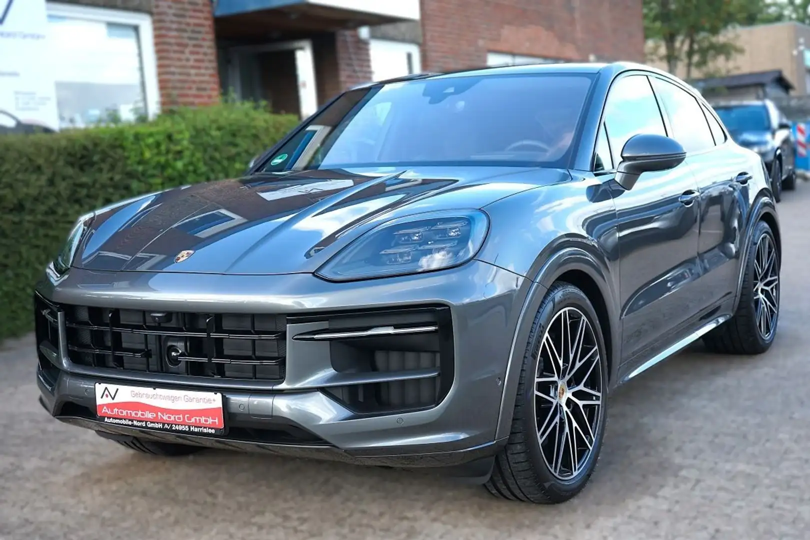 Porsche Cayenne Coupe GTS*Pano*Head Up*Soft Close Grau - 1
