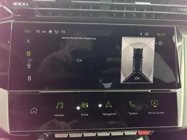 Peugeot 308 view 13