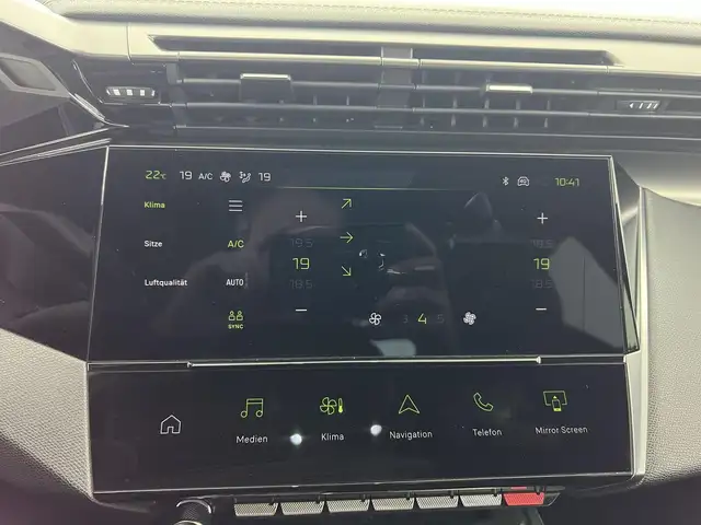 Peugeot 308 view 14