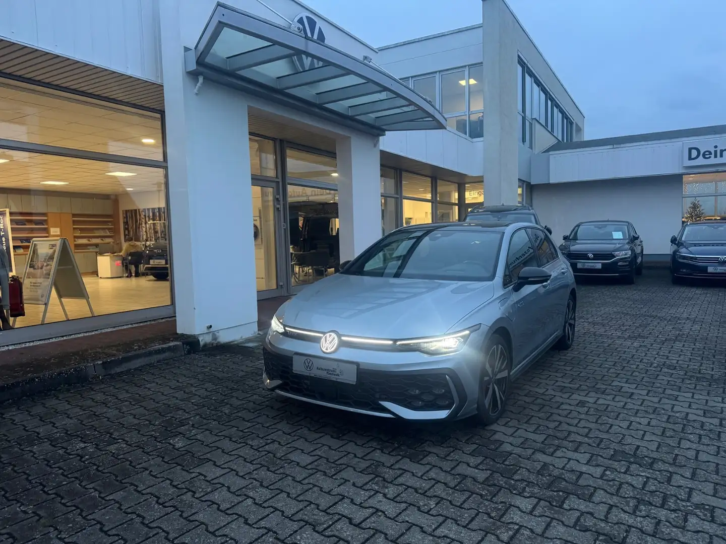 Volkswagen Golf 8 DA 1.5 TSI DSG eHybrid GTE Silber - 2