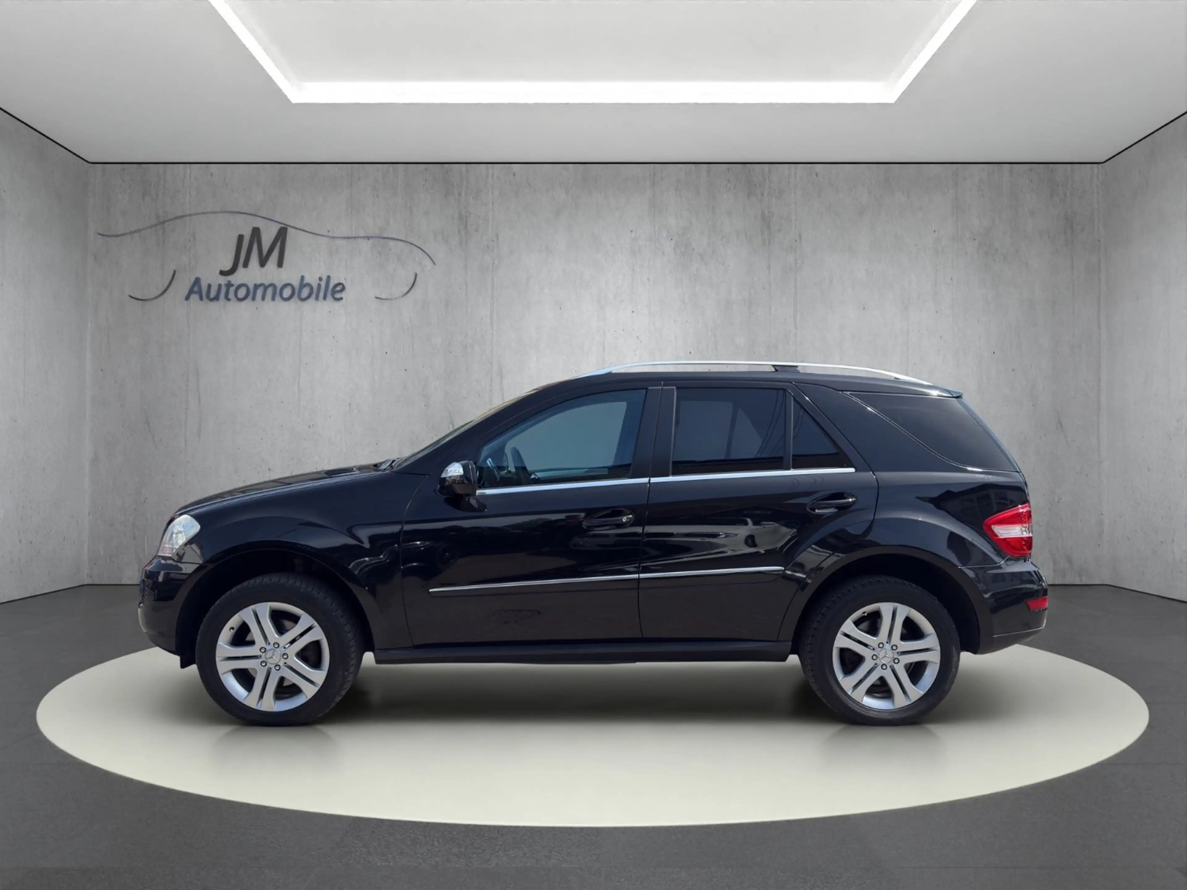 Mercedes-Benz ML 280 CDI 4Matic Bi-Xenon Pano — photo 4