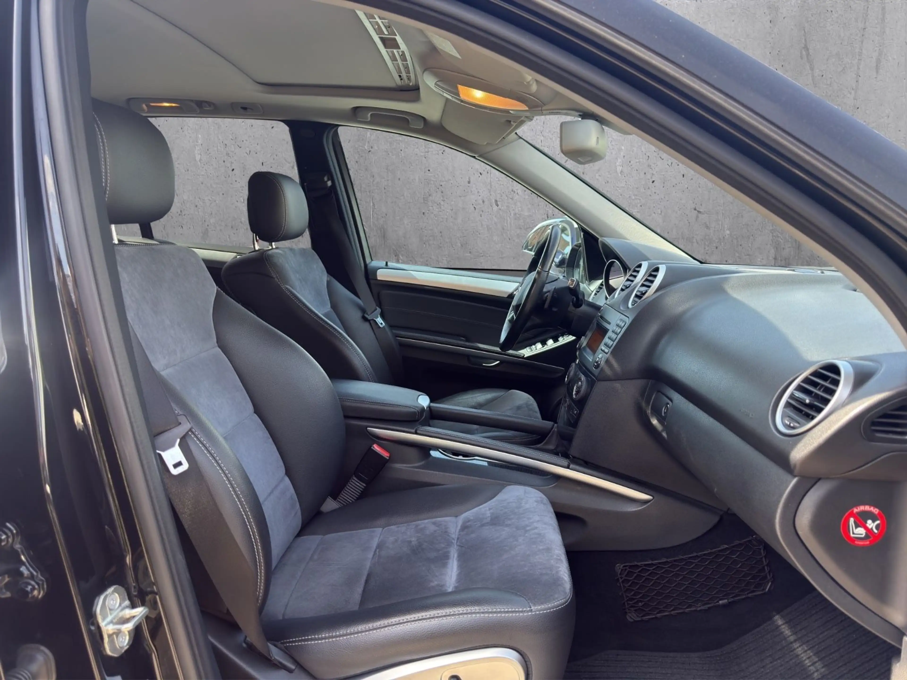 Mercedes-Benz ML 280 CDI 4Matic Bi-Xenon Pano — photo 12