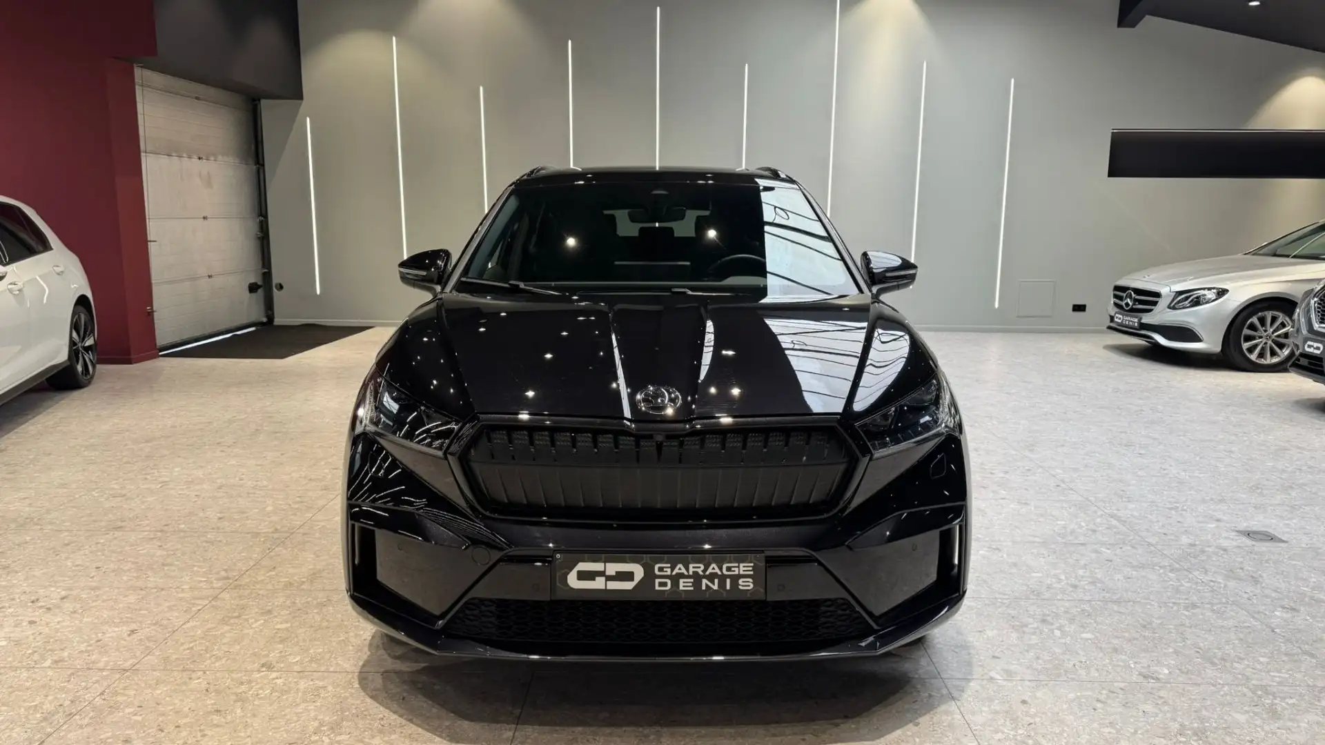 Skoda Enyaq 82kWh Sportline**GPS+CAMERA*TOIT-PANO*LED*GARANTIE Noir - 2