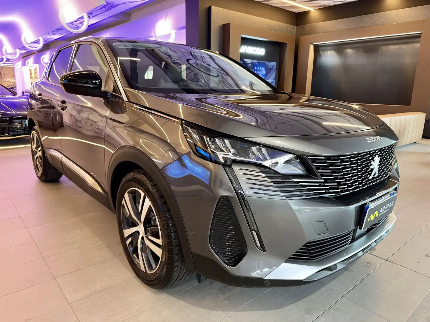 Peugeot 3008 1.5 BLUE-HDI ALLURE 130CV C.AUT. Gris - 1