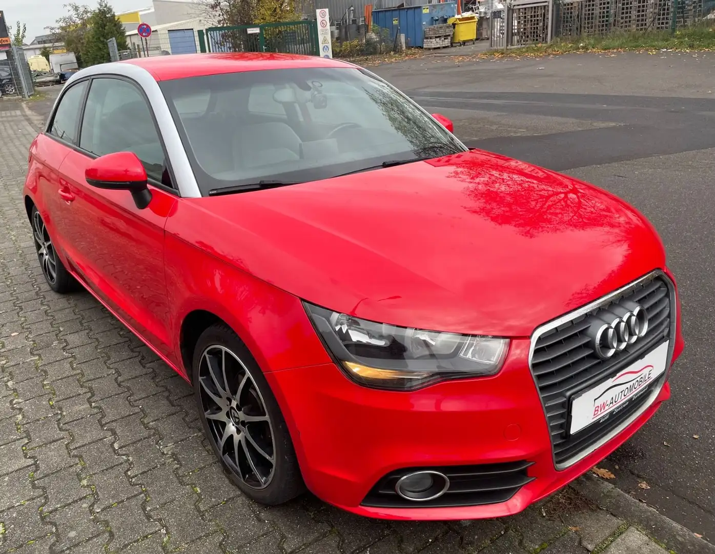 Audi A1 attraction Rot - 2