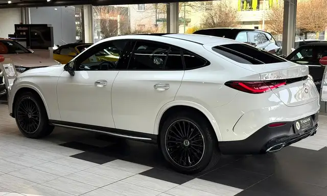 Mercedes-Benz GLC view 13