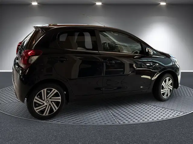 Peugeot 108 view 6