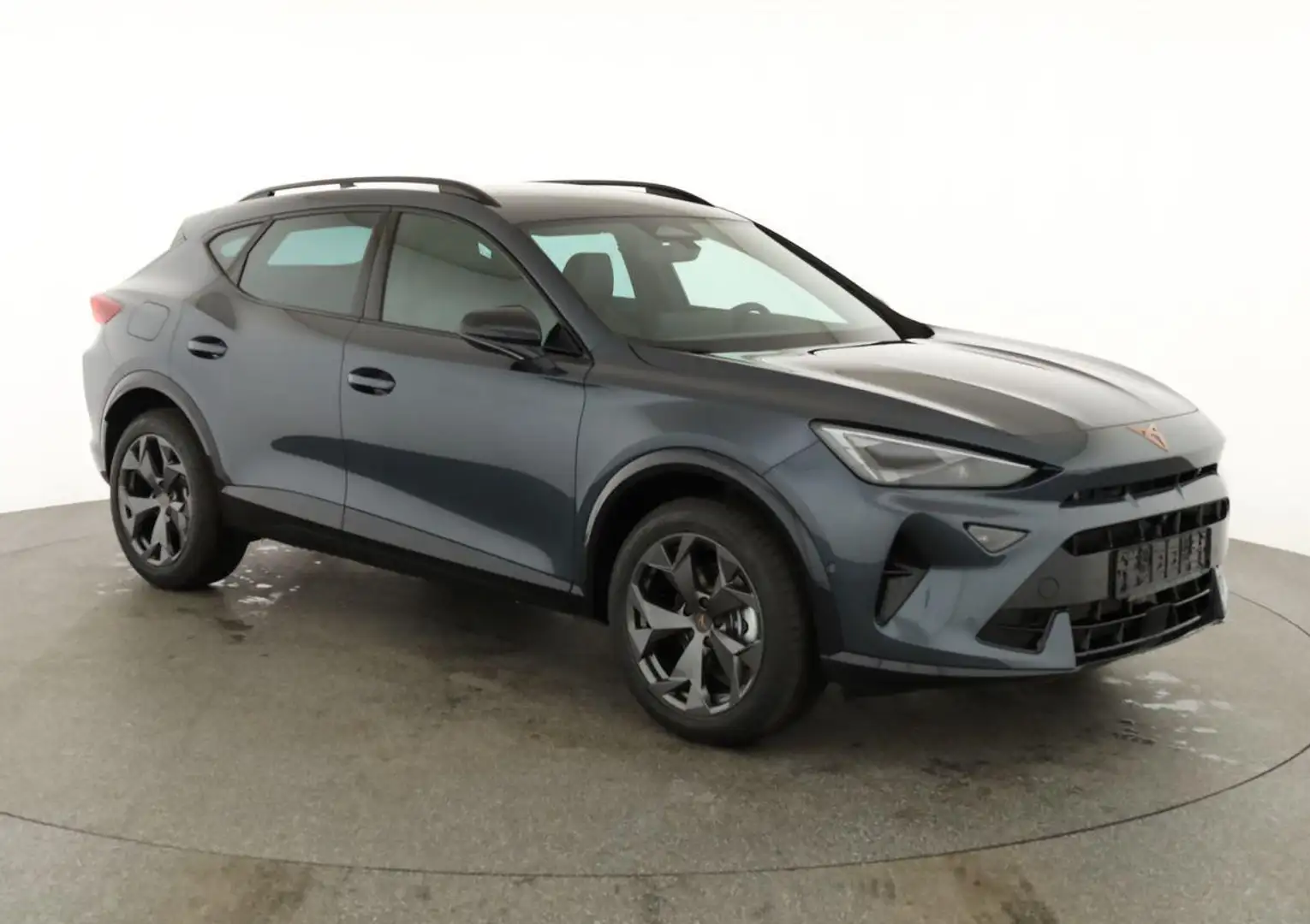 CUPRA Formentor 1.5 eTSI 110 kW DSG, Matrix, AHK, Navi, AreaVie... Grau - 1
