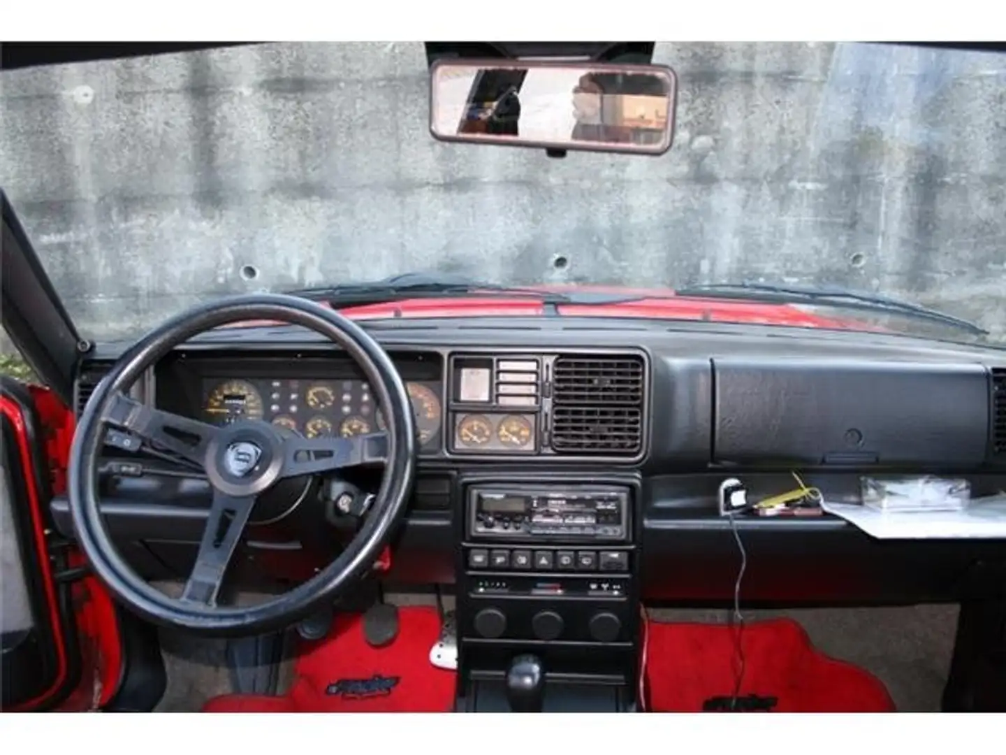 Lancia Delta Delta 2.0 16v HF Integrale - 1