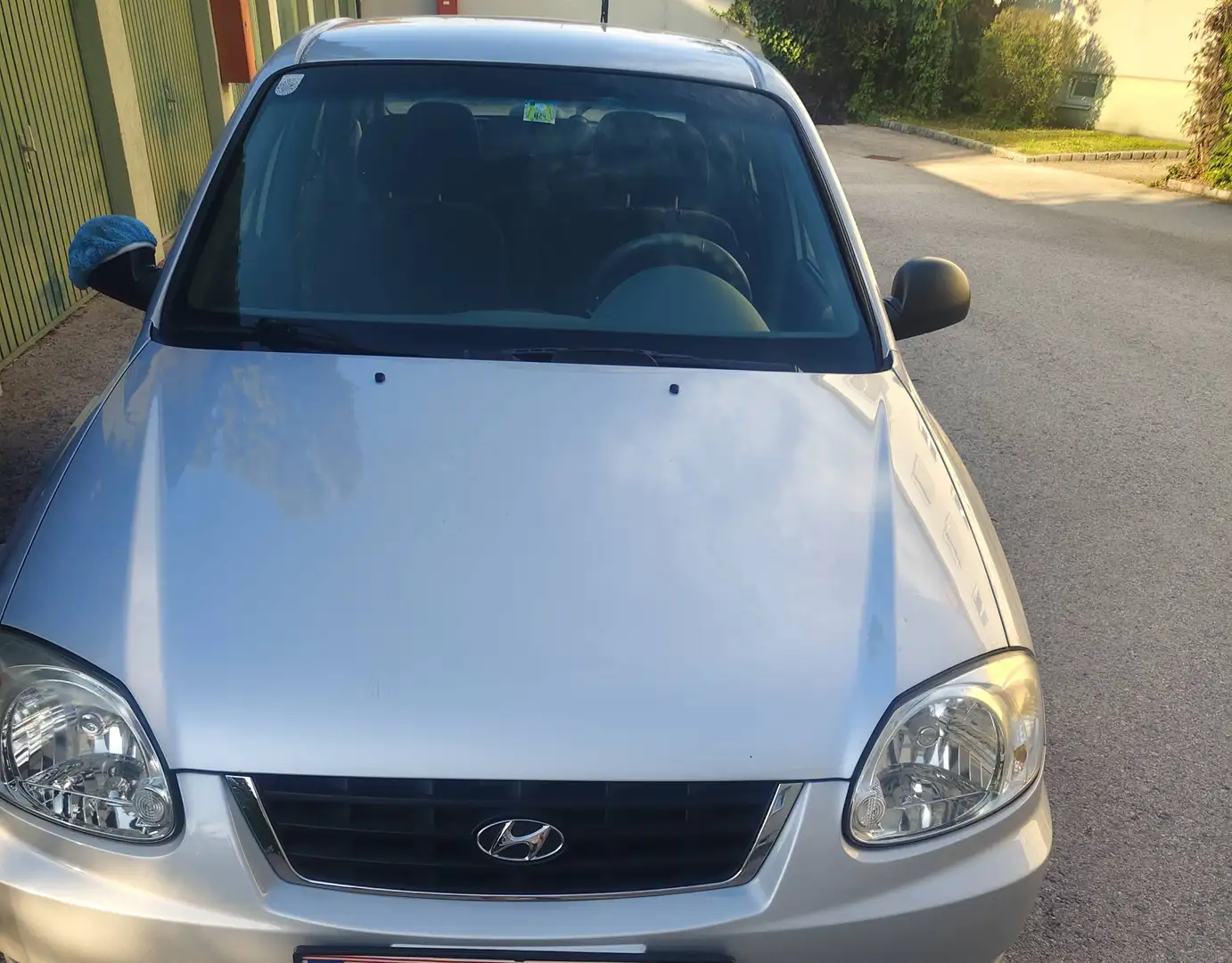 Hyundai ACCENT Accent 1,3 Flair Cool Flair Cool Grau - 1