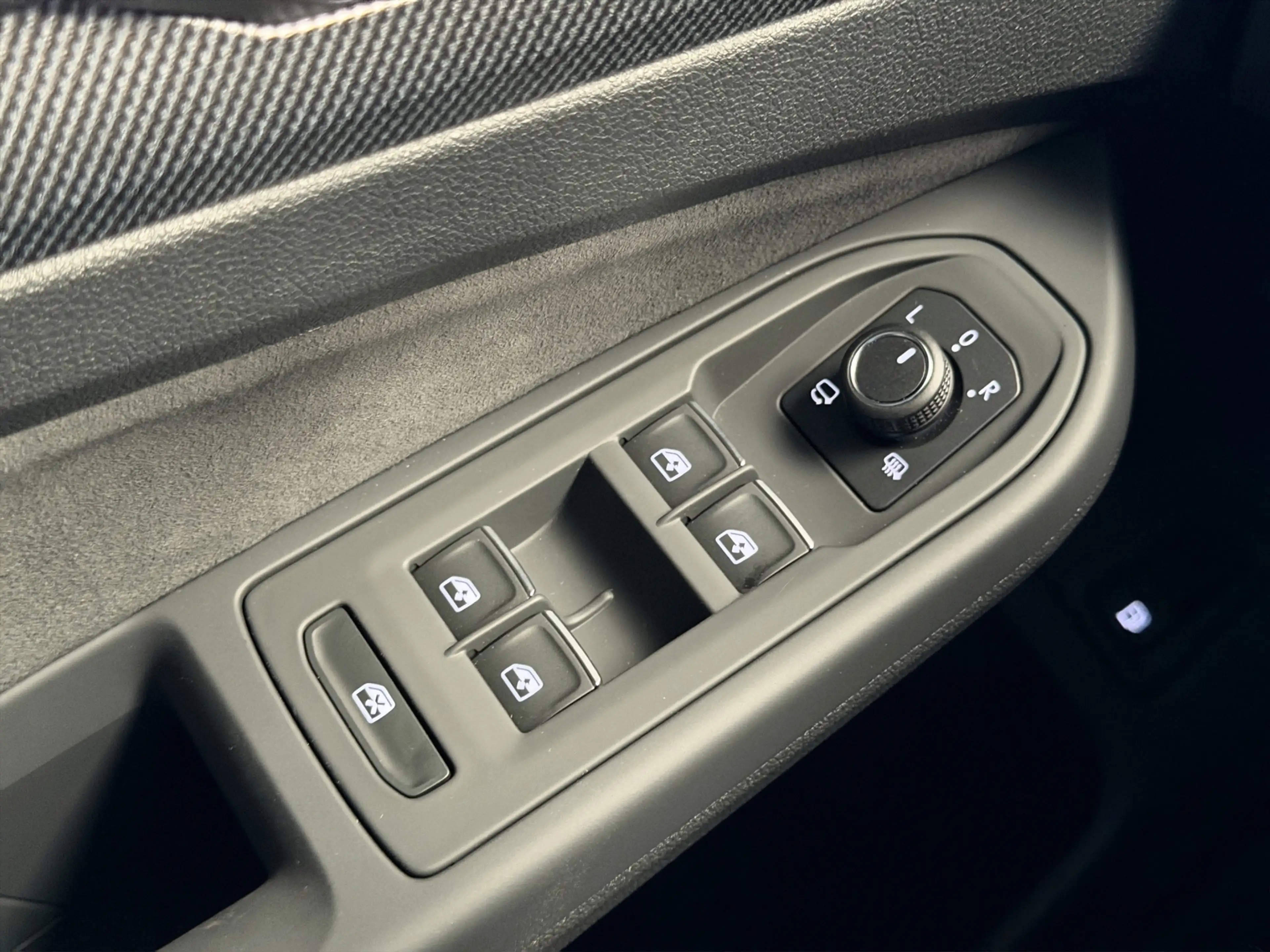 Volkswagen Golf GTE 1.5 eHybrid |HUD|DCC|Matrix IQ|Trekhaak|5jr.garant — photo 15