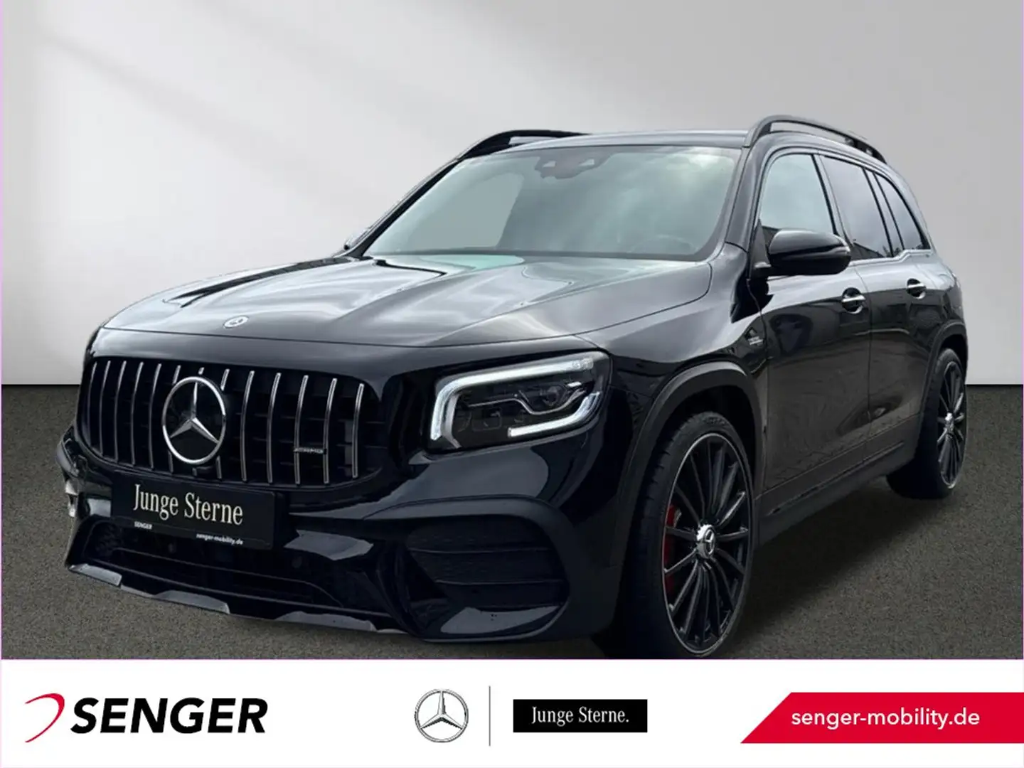 Mercedes-Benz GLB 35 AMG 4M Distronic Multibeam Panorama AHK Noir - 1